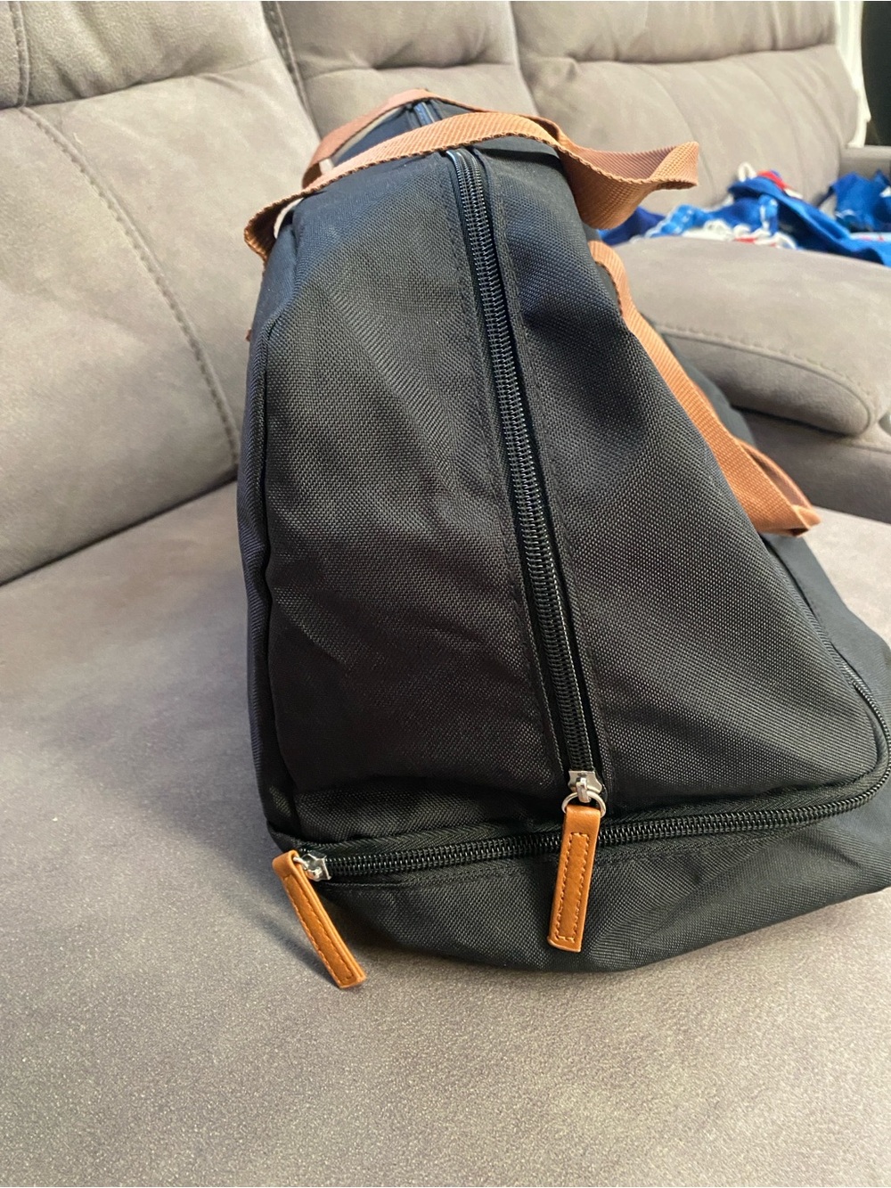 DSW Black and Tan Travel Separate Shoe Compartment Duffel Bag - Picture 3 of 5